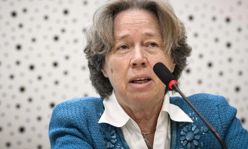 Λινού: «Τέλος καλοκαιριού το τείχος ανοσίας στους ενήλικες»